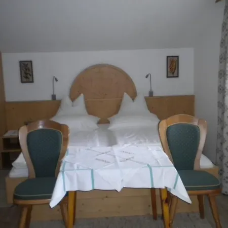Haus Waidmannsheil-2